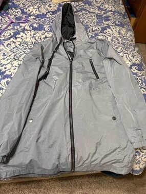 Avalanche Light Gray Hooded Women’s Jacket